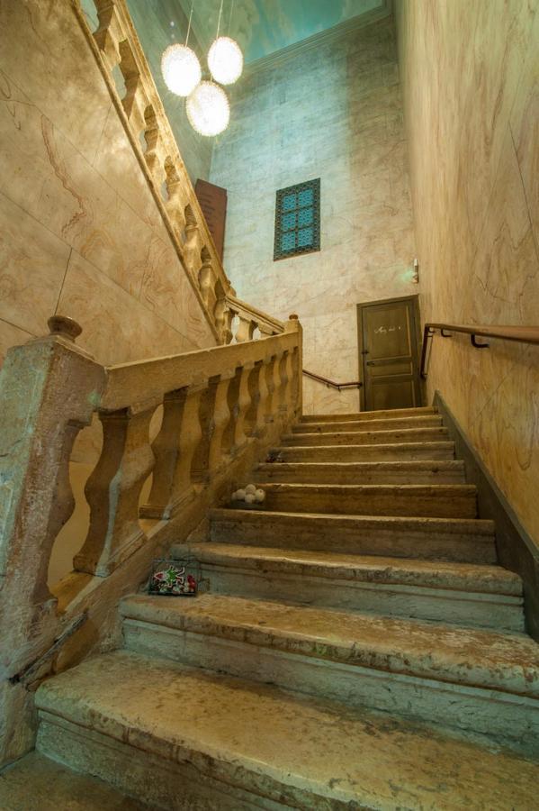 Maison d'Hôtes La Lumière de Migou Beaumont-de-Lomagne Extérieur photo
